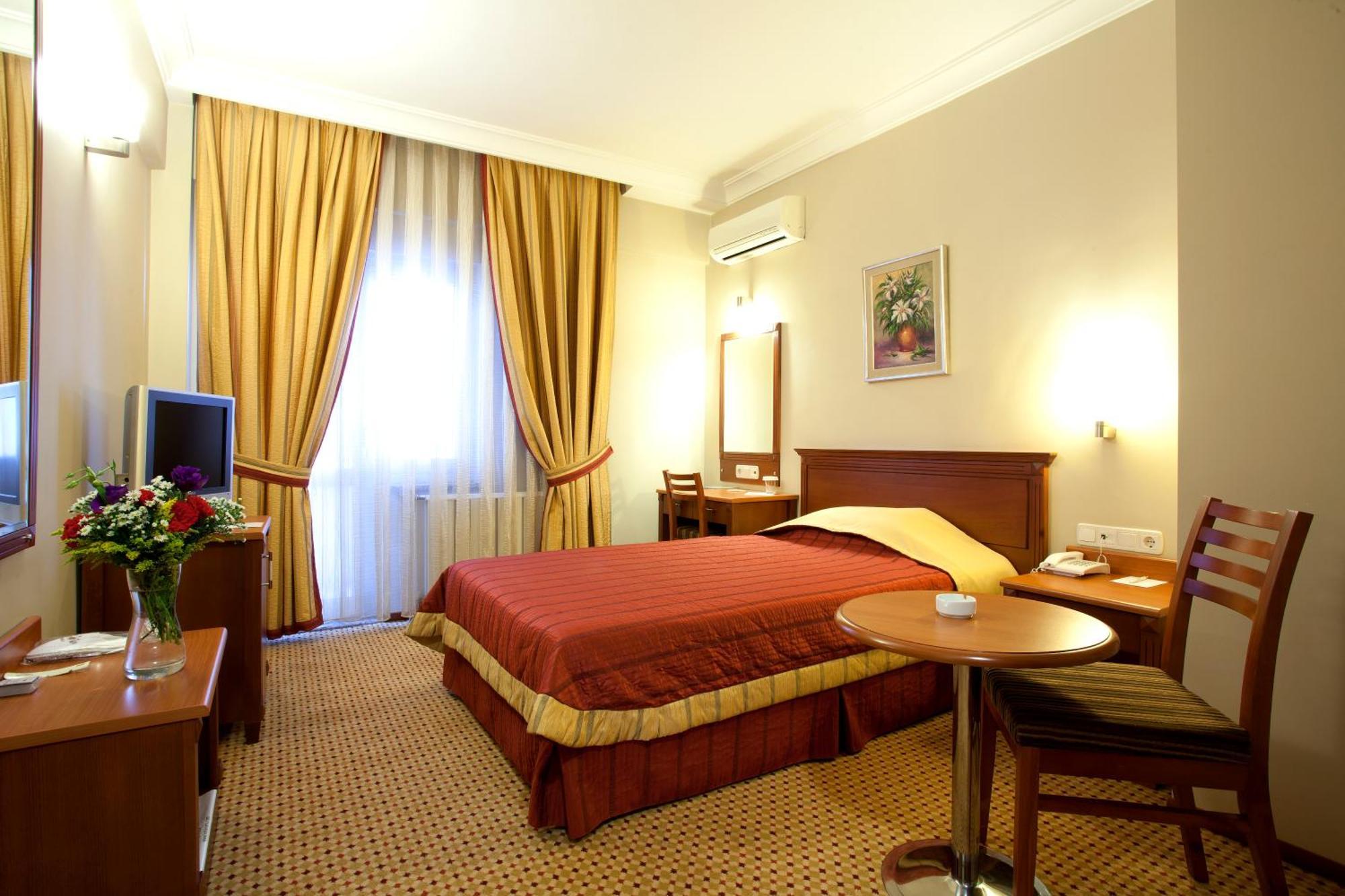 Sefa Hotel 2 Çorlu Exterior foto