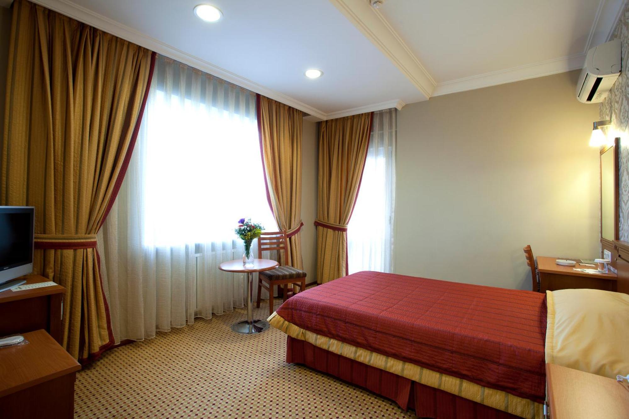 Sefa Hotel 2 Çorlu Exterior foto